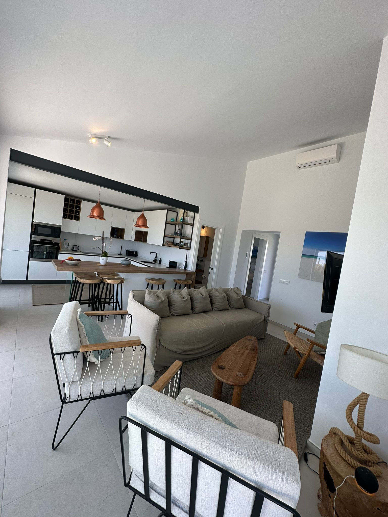 Casa de 3 Dormitorios y 2 Baños en alquiler en Estepona