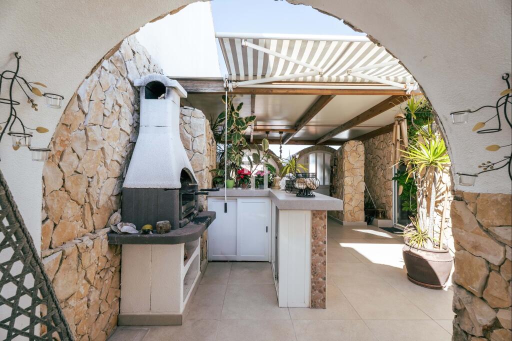 Piso de 4 Dormitorios y 2 Baños en venta en Albufeira