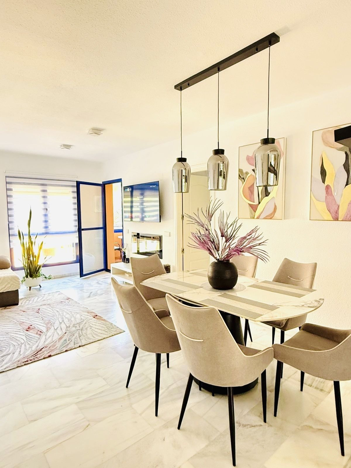 Piso de 2 Dormitorios y 2 Baños en venta en Manilva
