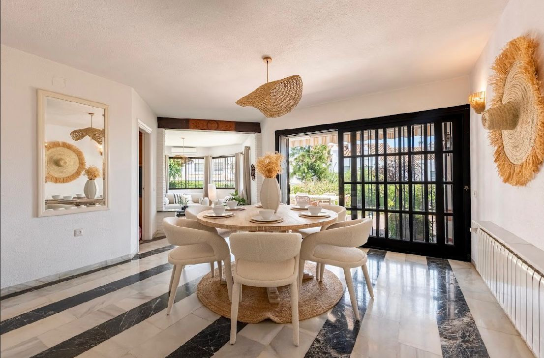 Casa de 3 Dormitorios y 3 Baños en venta en Marbella