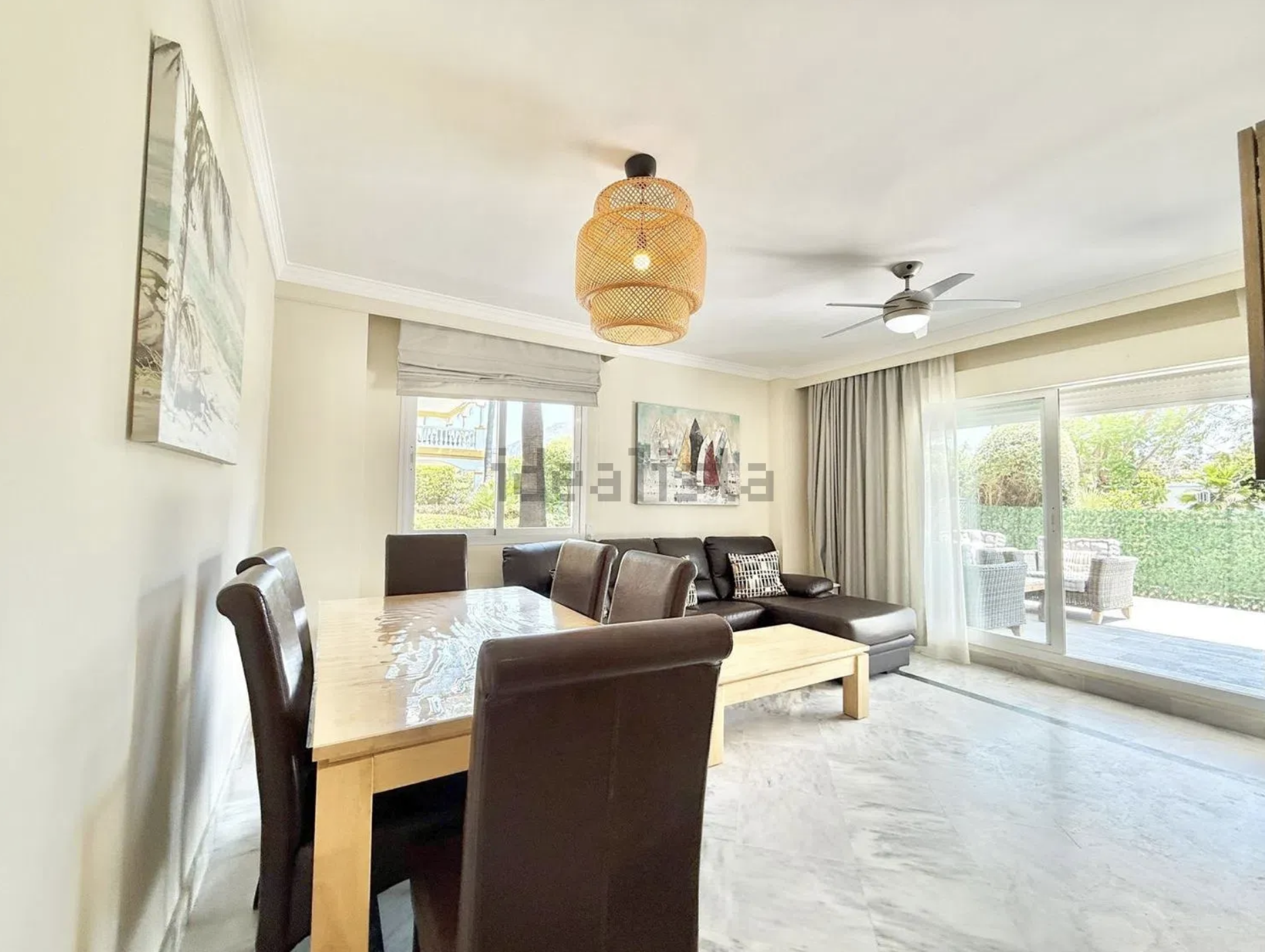Piso de 3 Dormitorios y 3 Baños en venta en Nueva Andalucía, Marbella