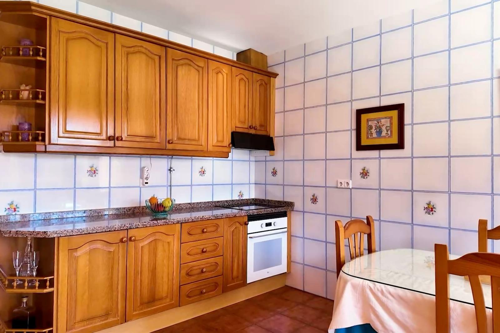 Casa de 5 Dormitorios y 4 Baños en venta en El Coto, Mijas