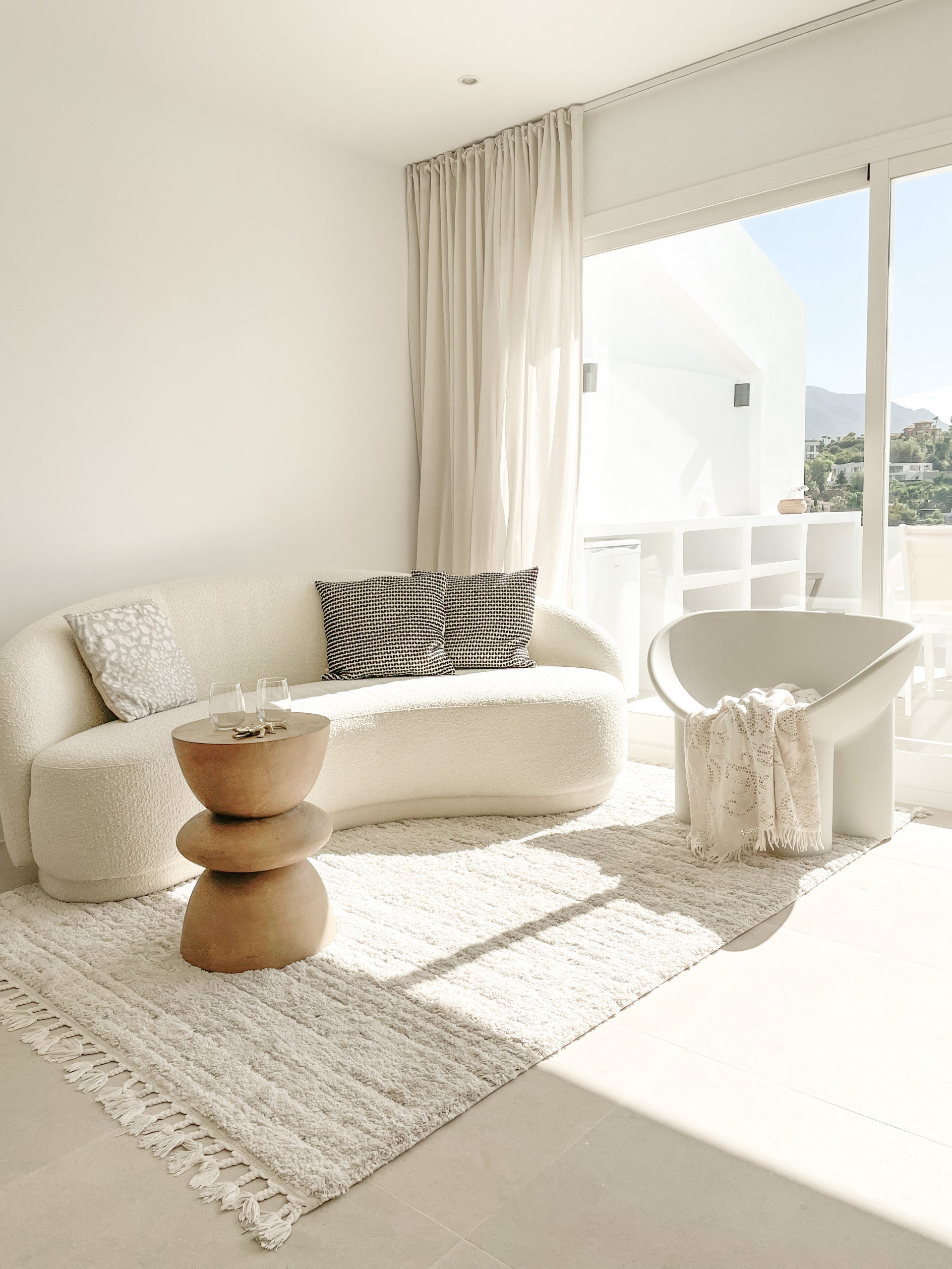 3 Bed - Penthouse for Sale in La Quinta, Benahavis