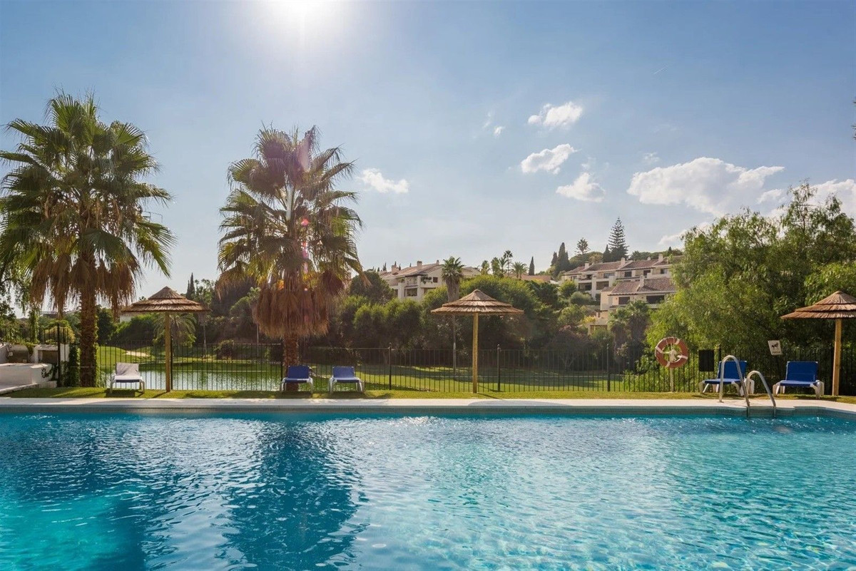 2 кровать 2 ванна Квартира для продажи в La Quinta, Benahavis