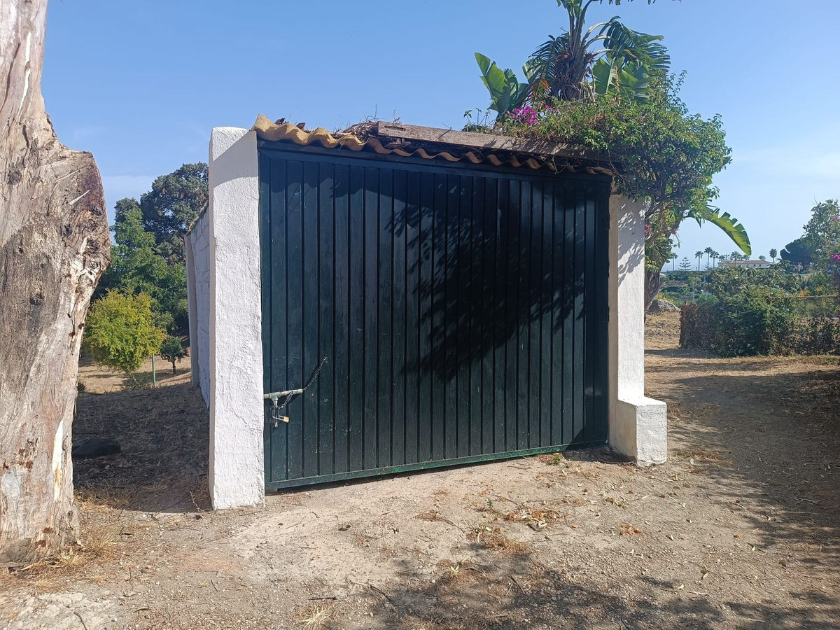 1 Bed - Country House for Sale in Estepona