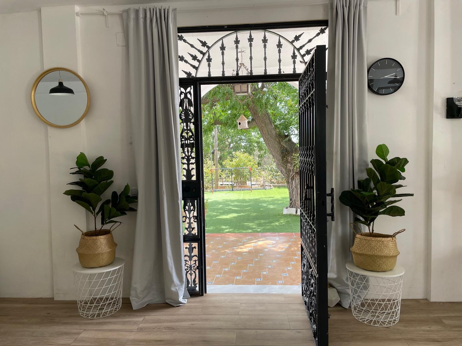 Finca de 7 Dormitorios y 5 Baños en venta en Puente Genil