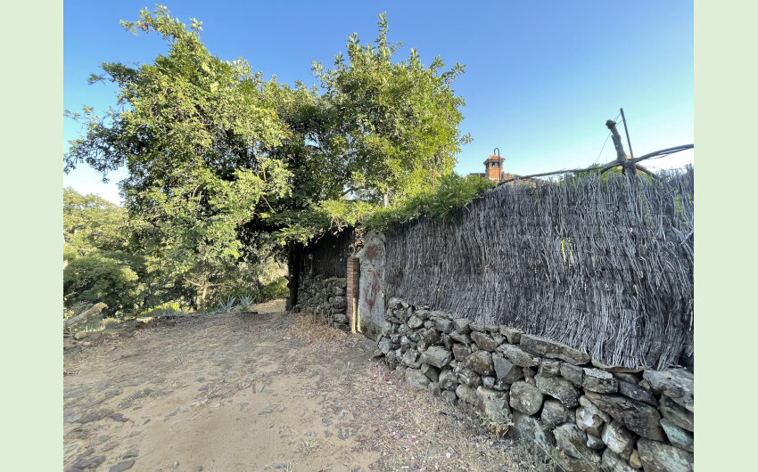 Finca de 3 Dormitorios y 3 Baños en venta en Cortes de la Frontera