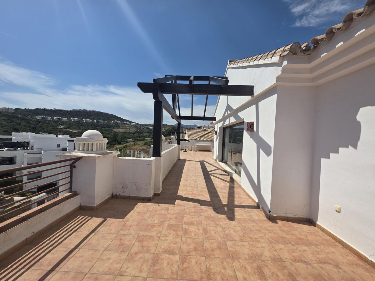 Ático de 3 Dormitorios y 3 Baños en venta en Casares