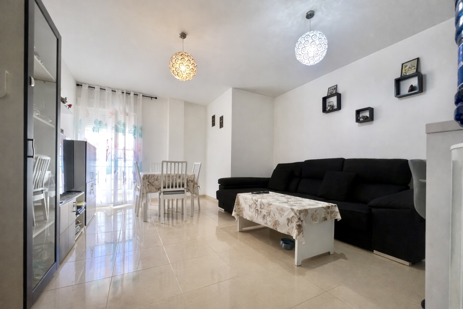 Piso de 3 Dormitorios y 1 Baño en venta en Roquetas de Mar