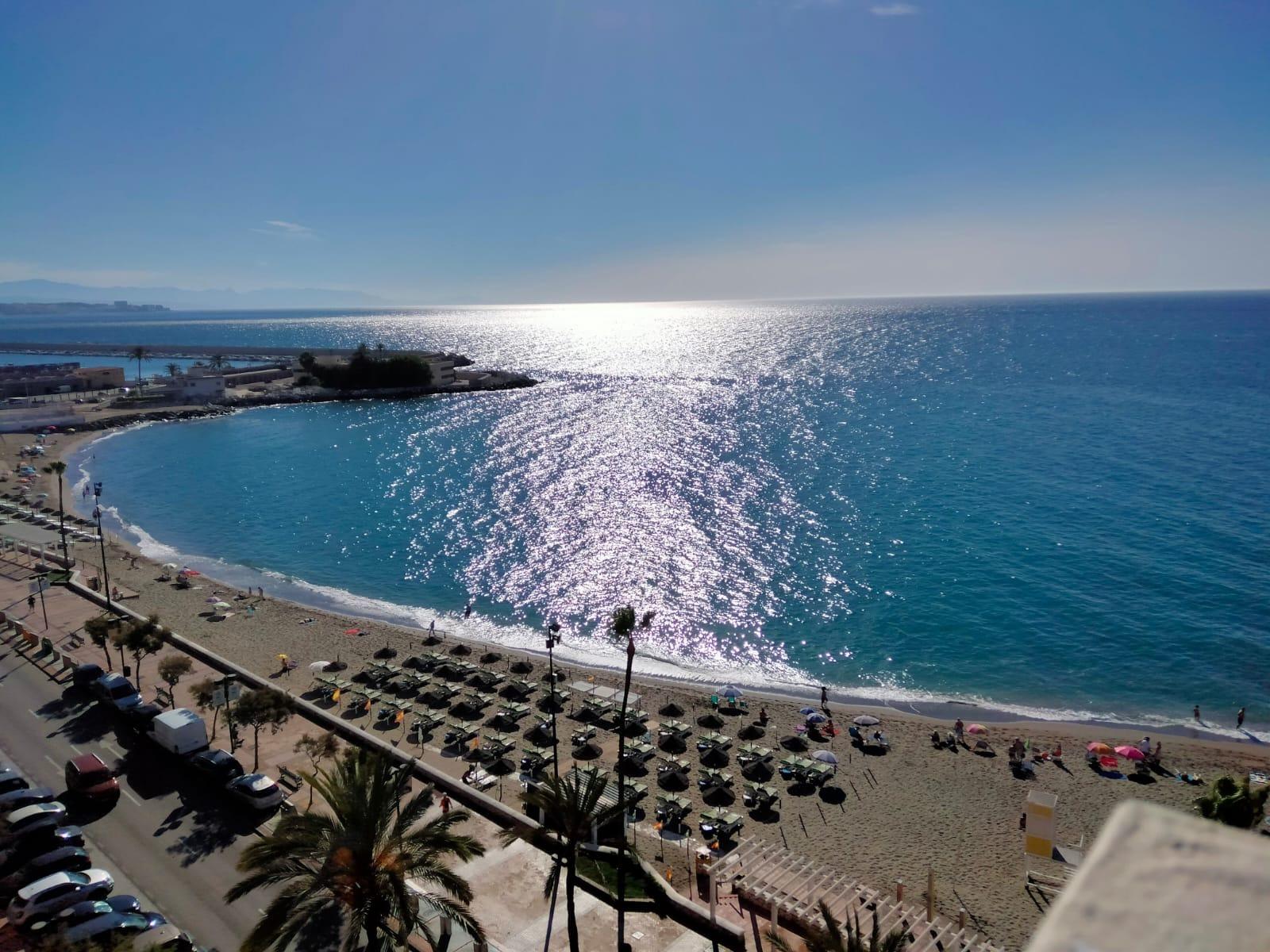 3 спални, 2 бани - Пентхаус за продажба в Puerto Deportivo, Fuengirola