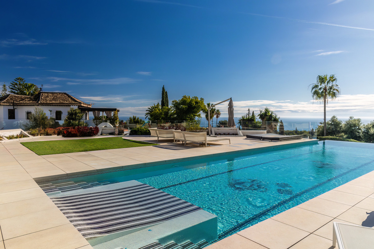 7 спални, 6 бани - Вила под наем в Sierra Blanca, Marbella