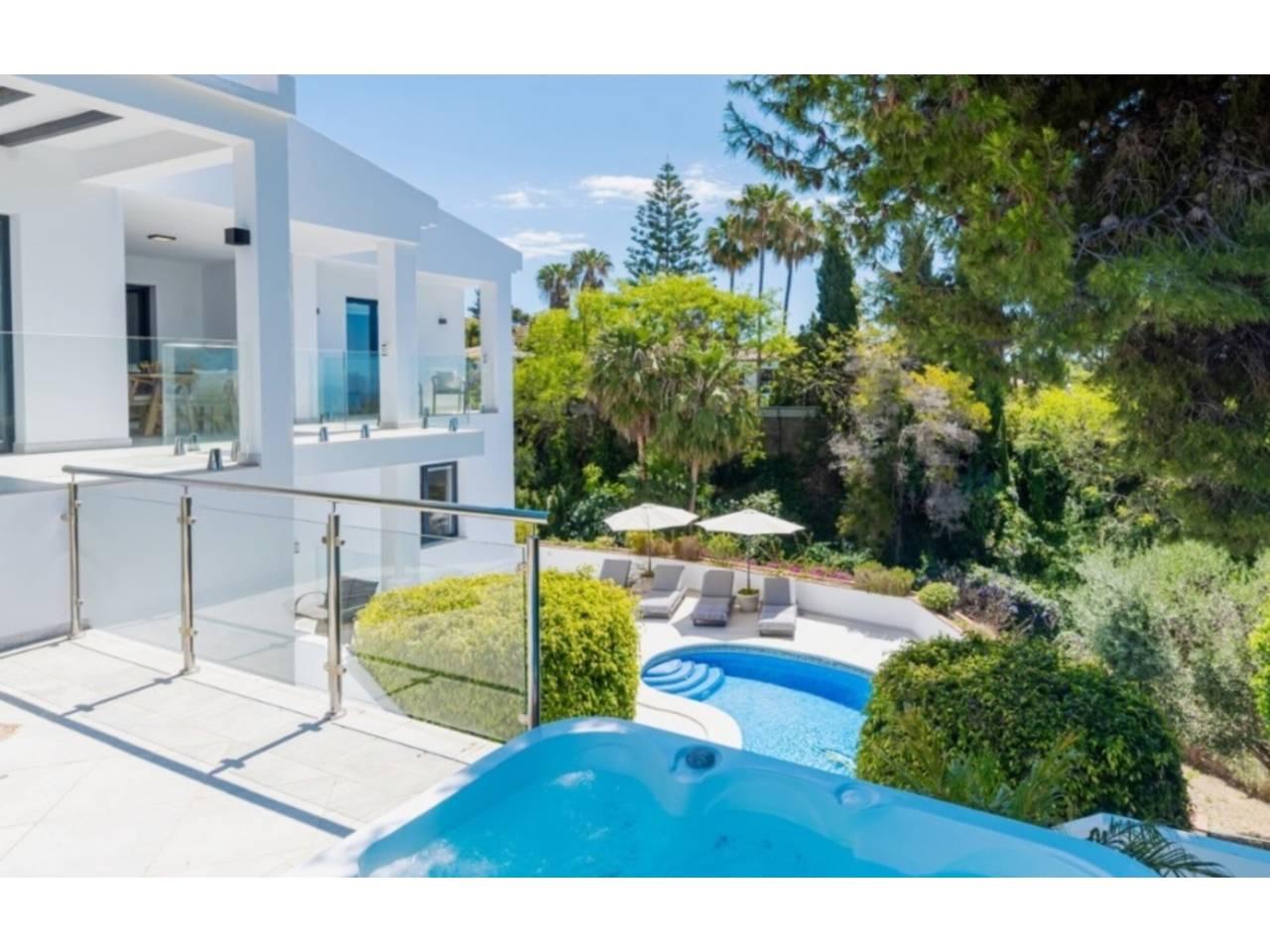 5 кровать Вилла курортная аренда в Marbella Centre