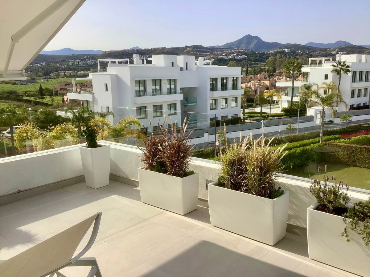 Piso de 3 Dormitorios en alquiler en Estepona