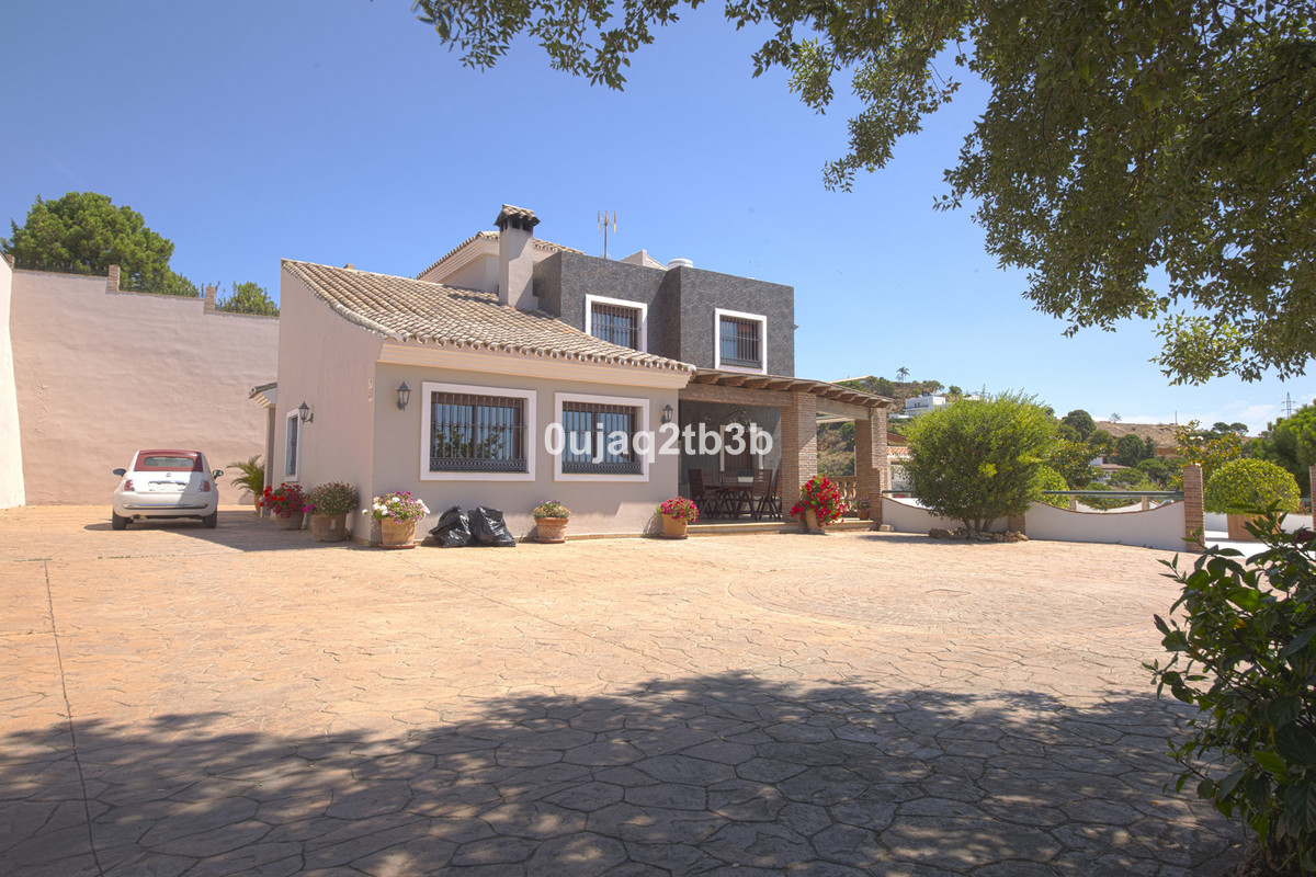 6 кровать 4 ванна Вилла для продажи в Estepona