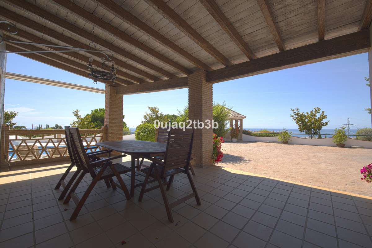 6 кровать 4 ванна Вилла для продажи в Estepona