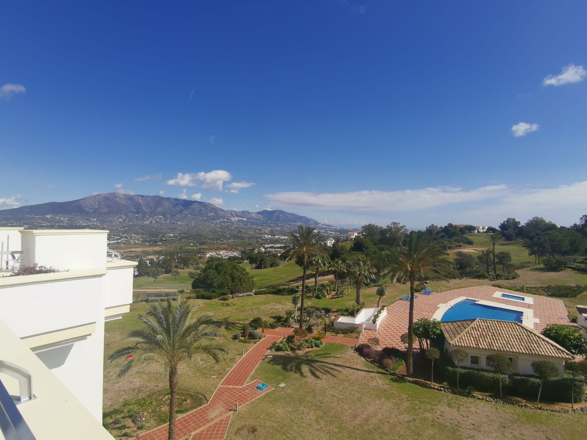 Ático de 3 Dormitorios y 3 Baños en venta en La Cala Golf, Mijas