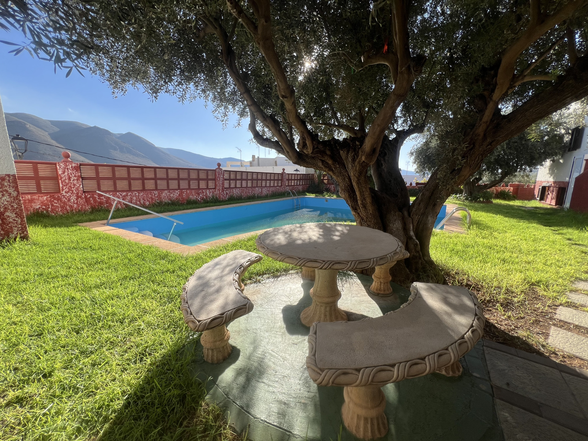 6 Bed - Villa for Sale in Enix