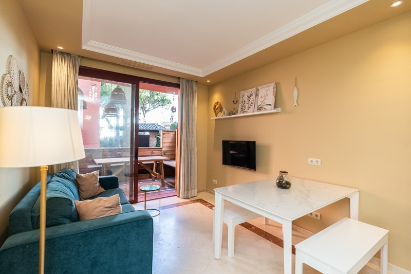 Piso de 3 Dormitorios y 2 Baños en venta en Marbella