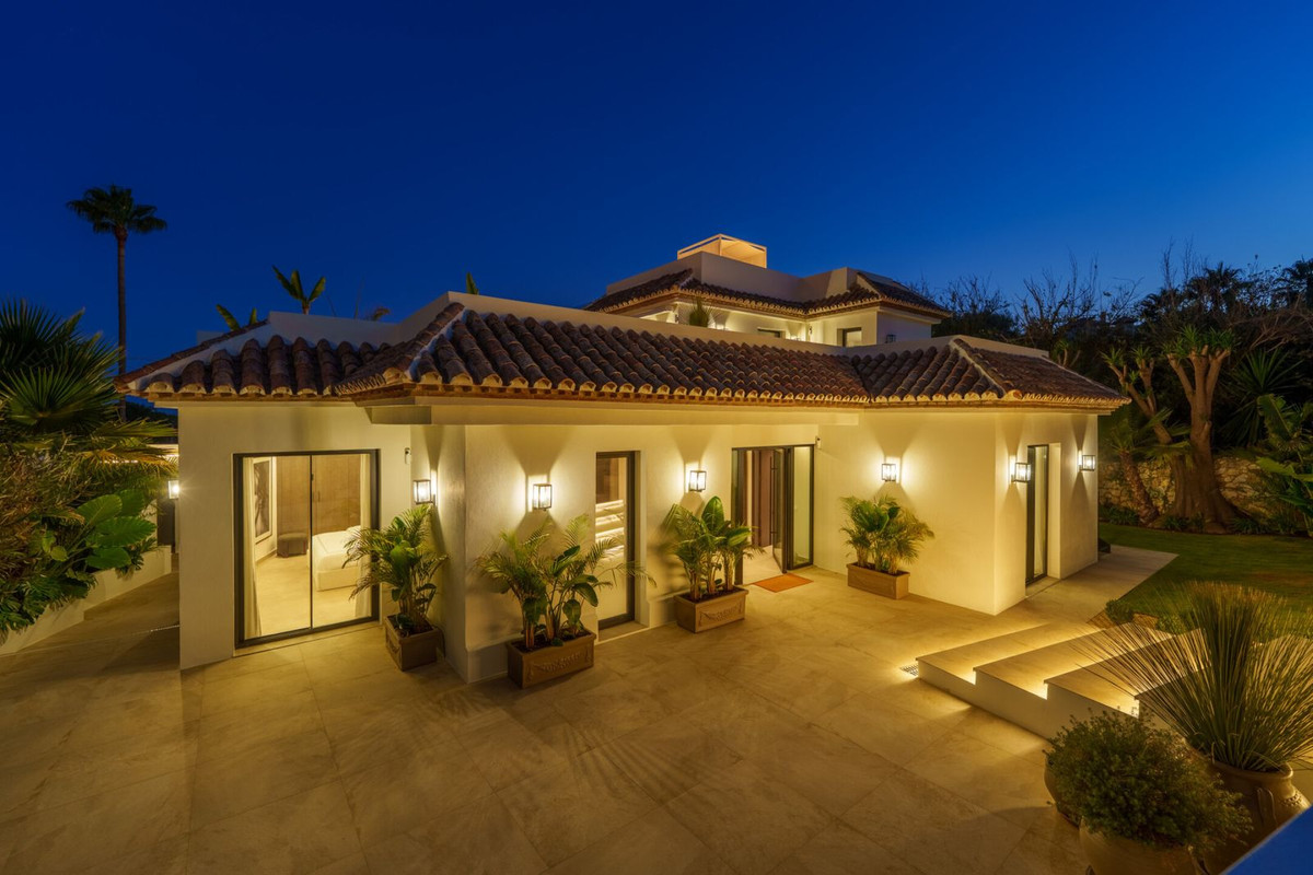 Casa de 5 Dormitorios en venta en Marbella