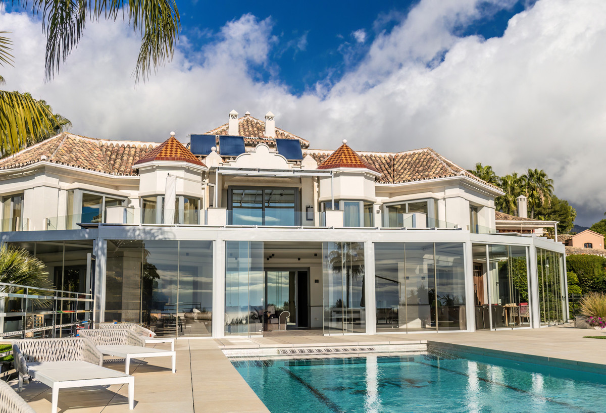 7 спални, 6 бани - Вила под наем в Sierra Blanca, Marbella