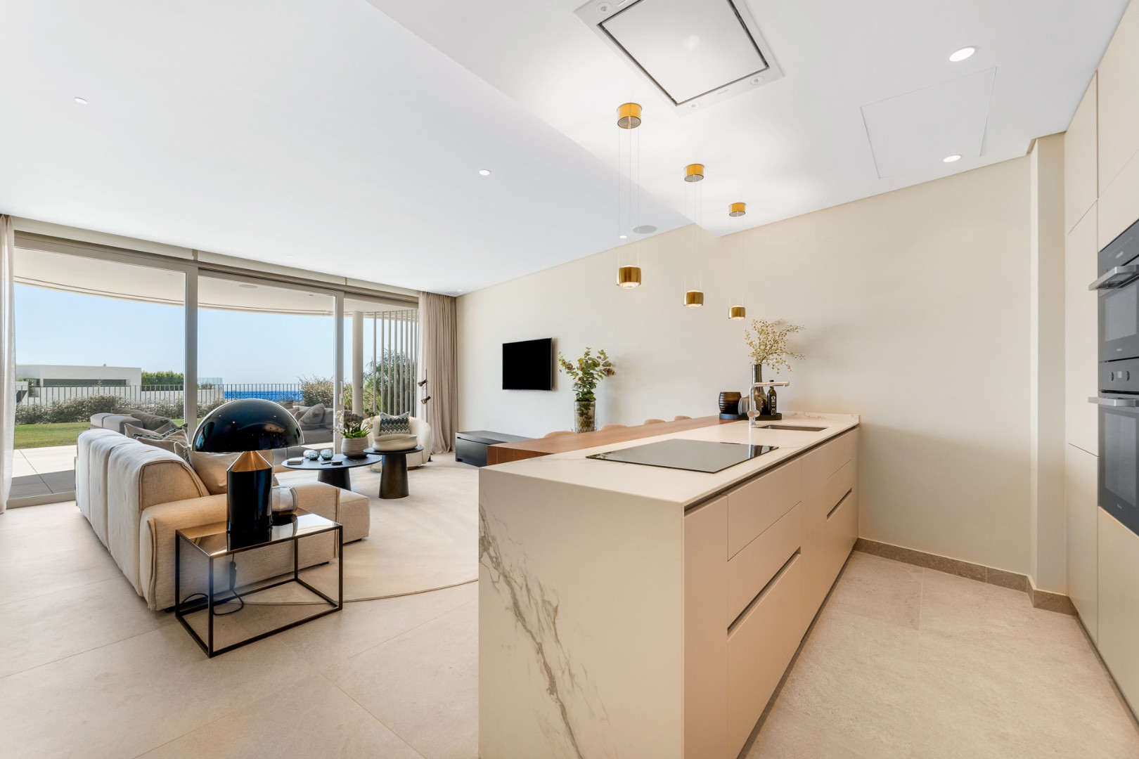 Piso de 2 Dormitorios y 2 Baños en venta en Benahavís