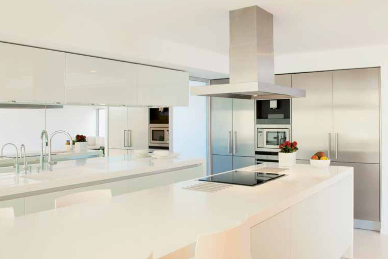 3 Bed - Apartment for Sale in Nueva Andalucia, Marbella