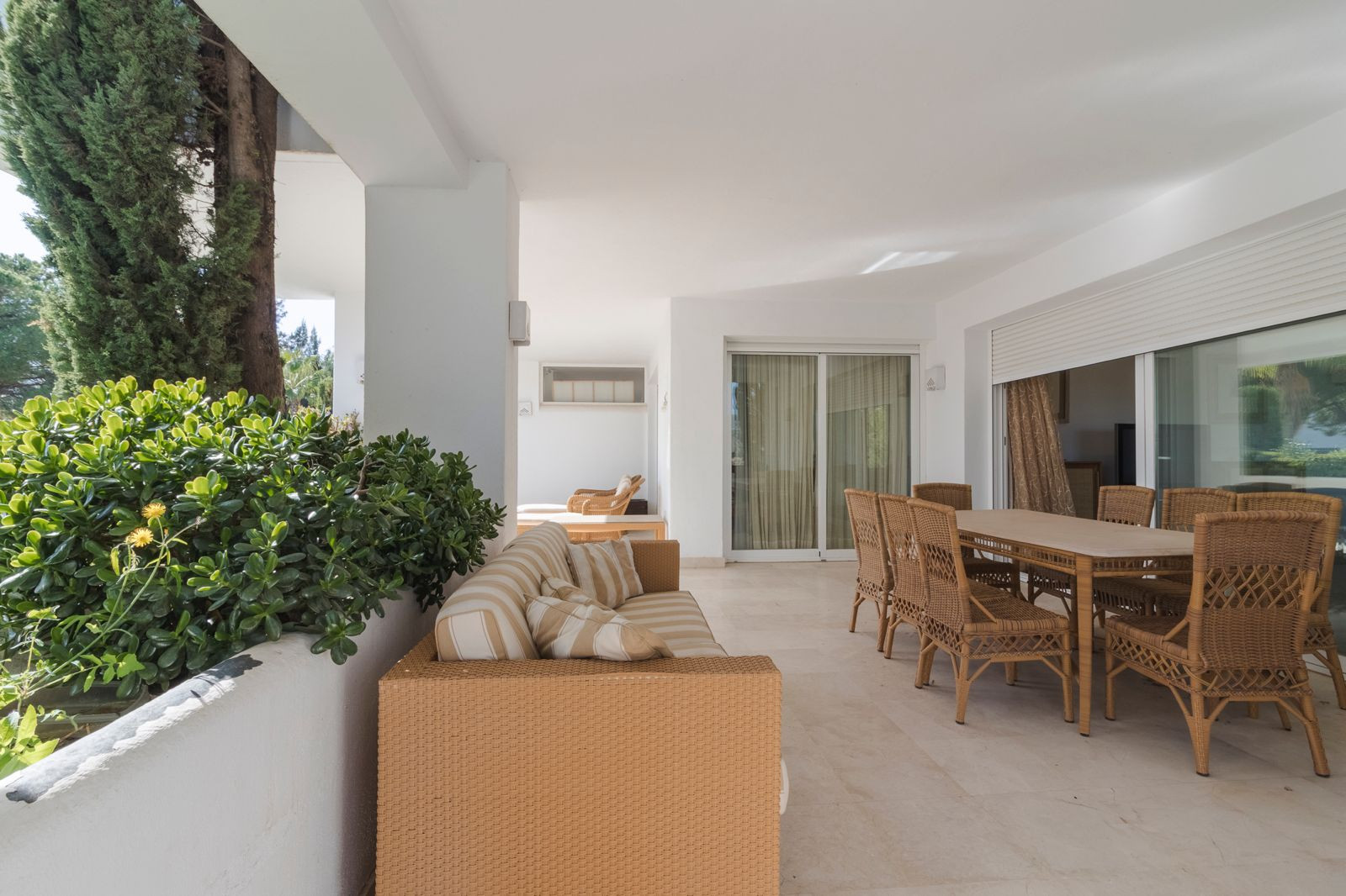 Piso de 3 Dormitorios en alquiler en Río Real, Marbella