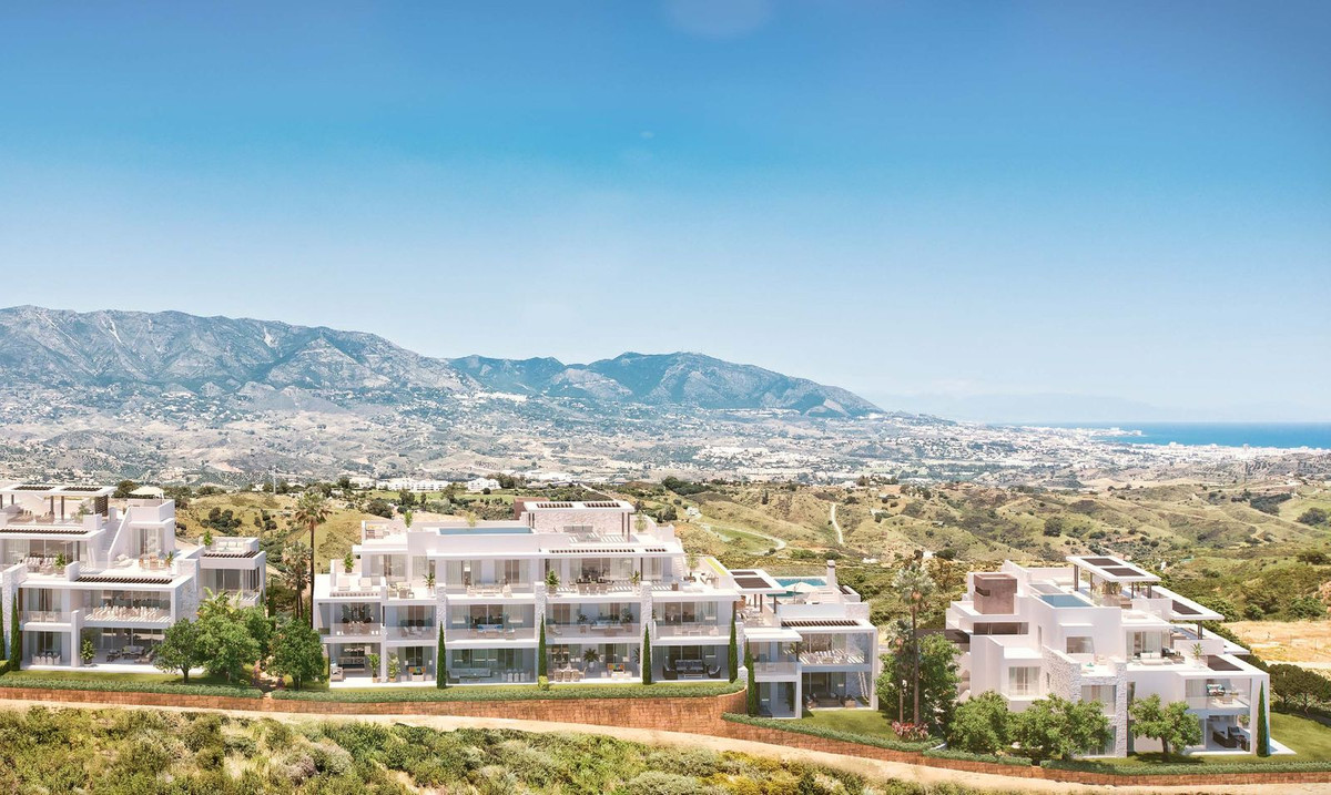 Piso de 2 Dormitorios en venta en La Mairena, Marbella
