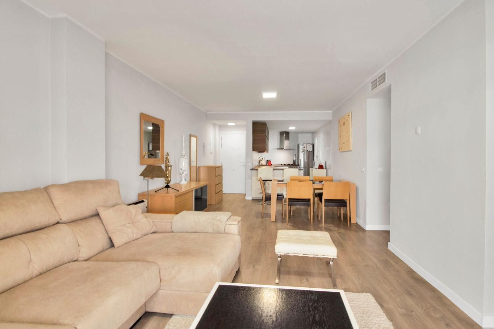 Piso de 3 Dormitorios en alquiler en Marbella