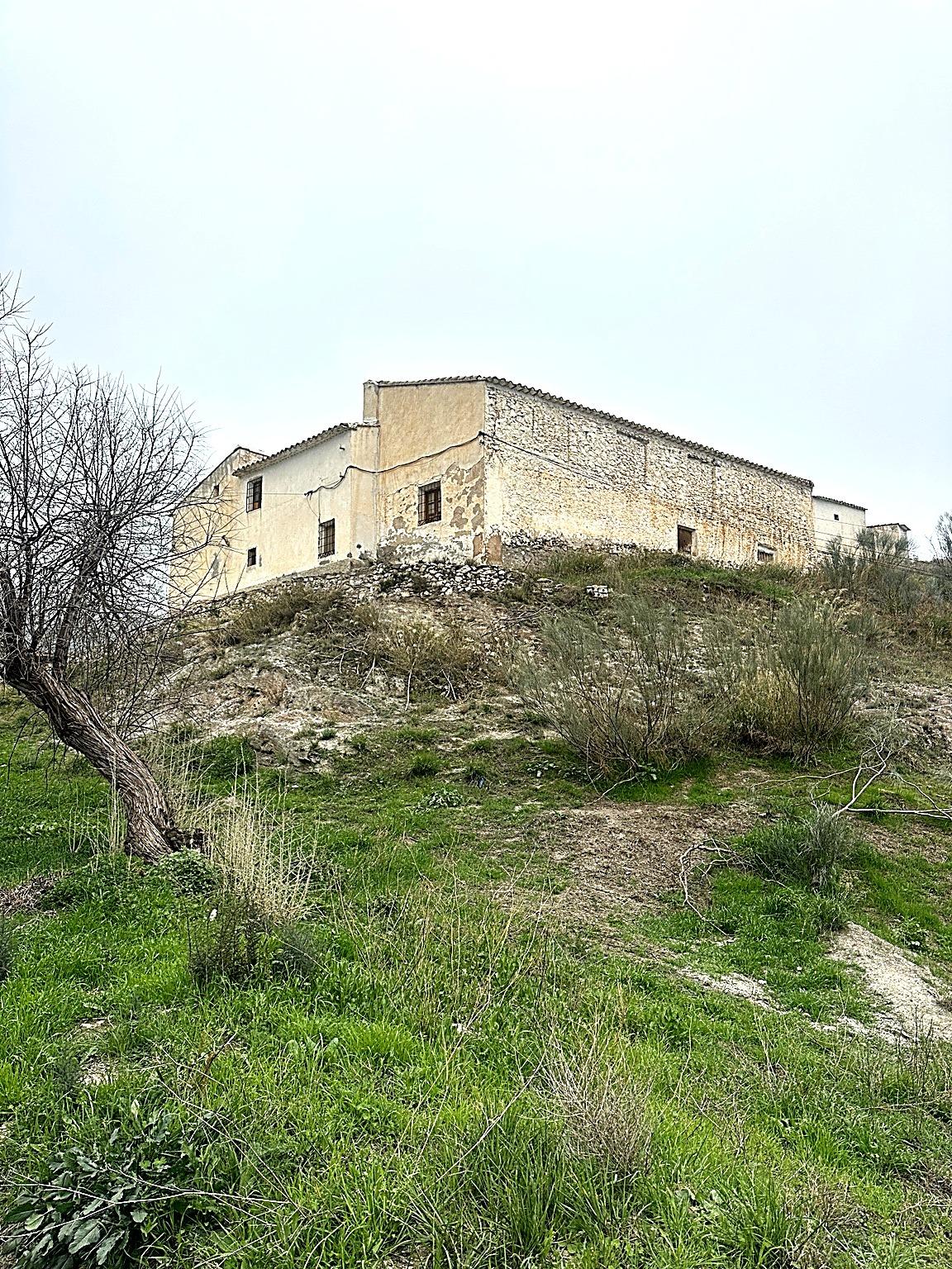 Finca de 7 Dormitorios en venta en Bayarque