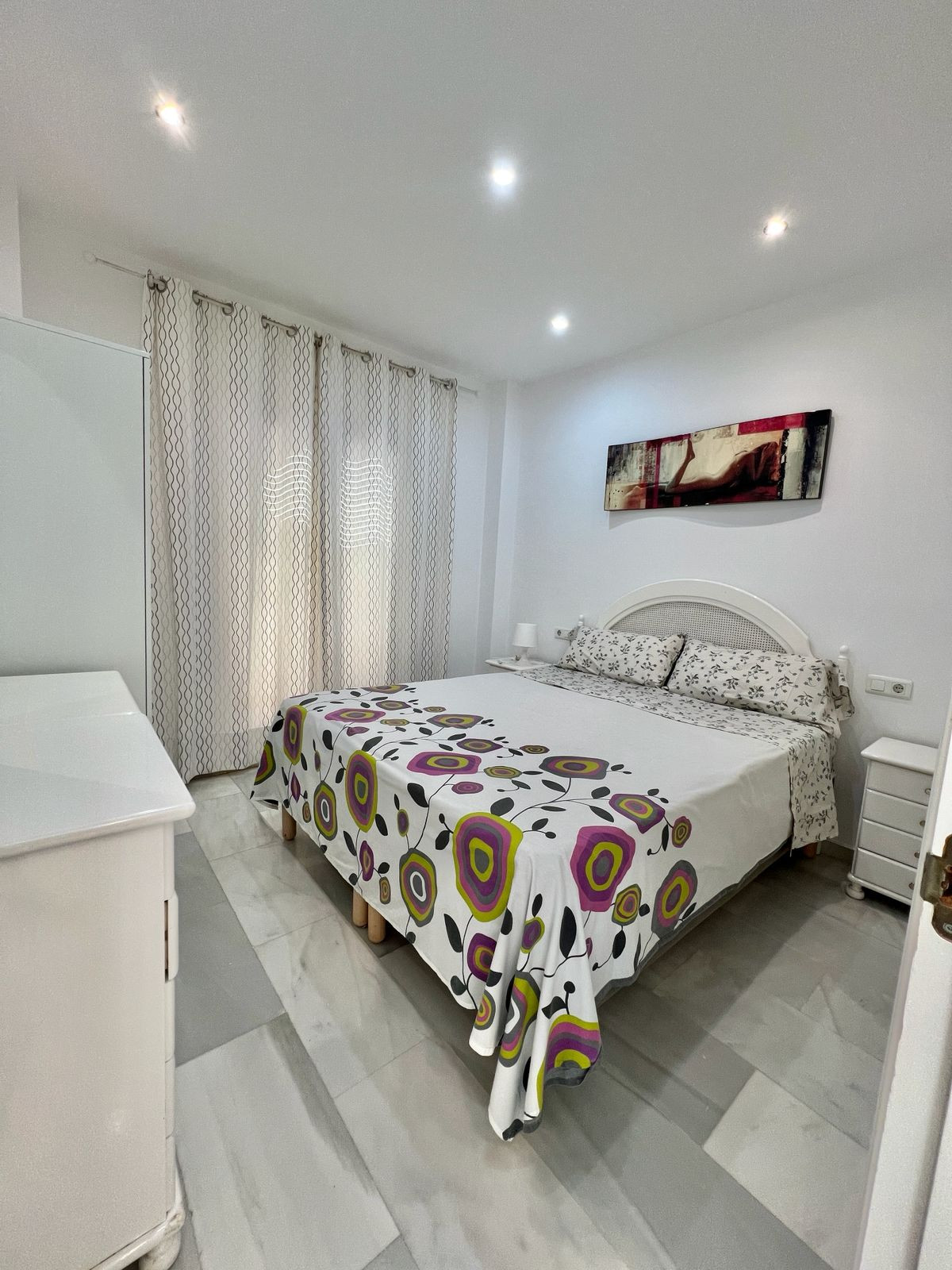 Piso de 2 Dormitorios y 2 Baños en alquiler en Puerto Banús, Marbella