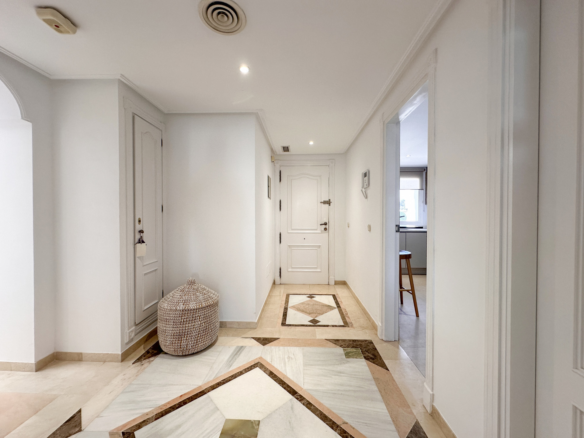 3 Bed - Penthouse for Sale in Estepona