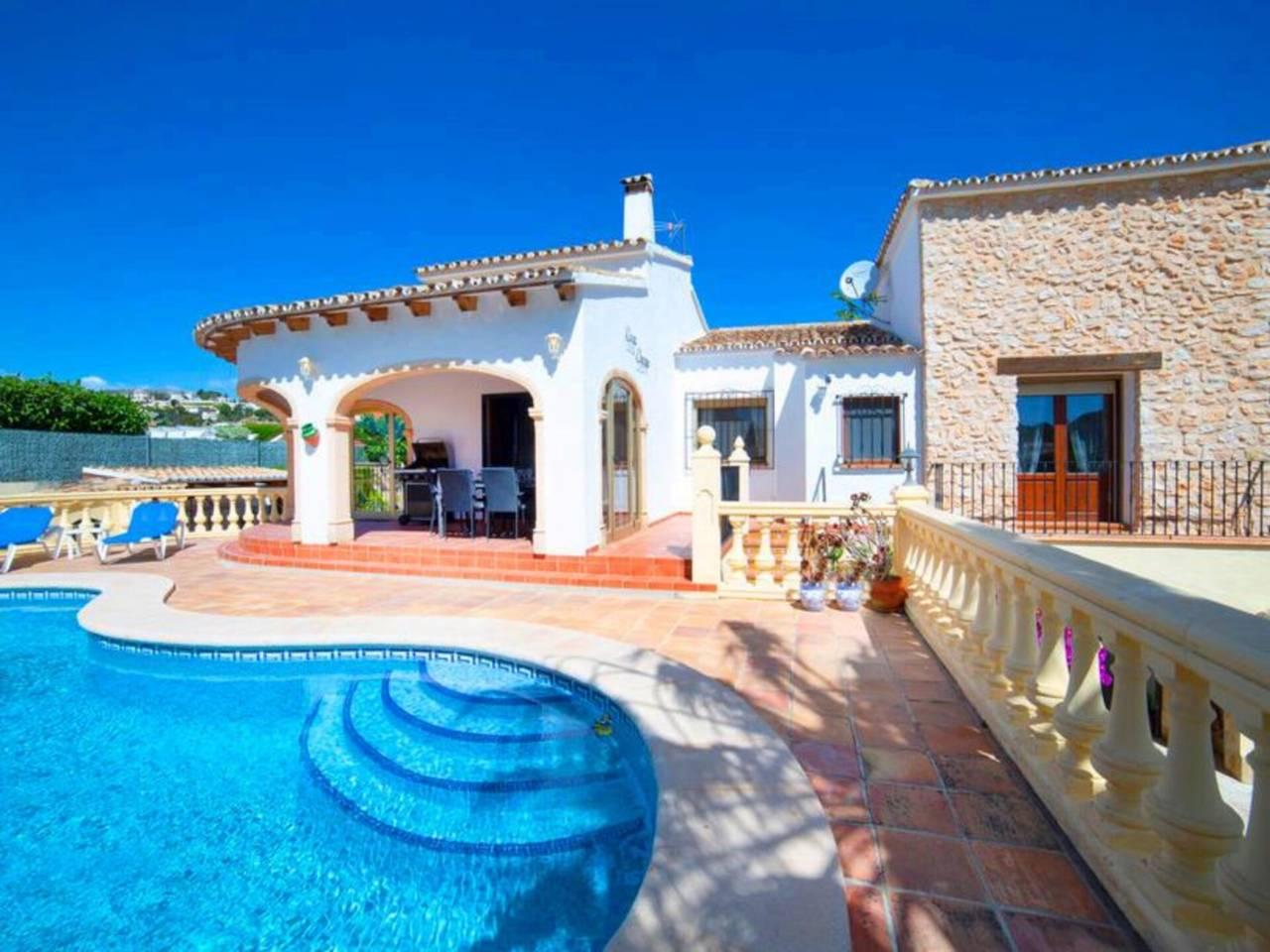 Casa Adosada de 3 Dormitorios en alquiler vacacional en Calp