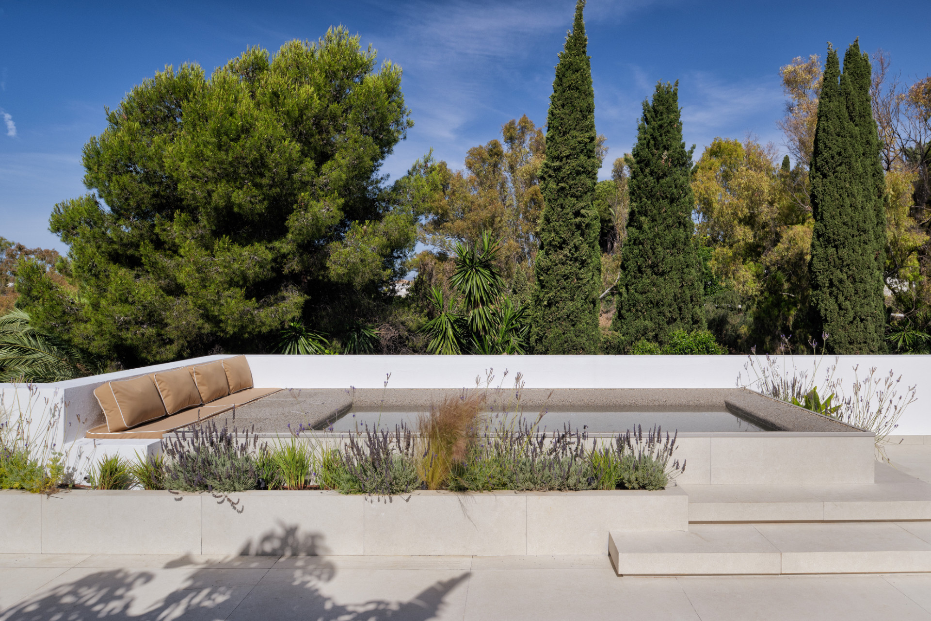 Ático de 3 Dormitorios en venta en Milla de Oro, Marbella