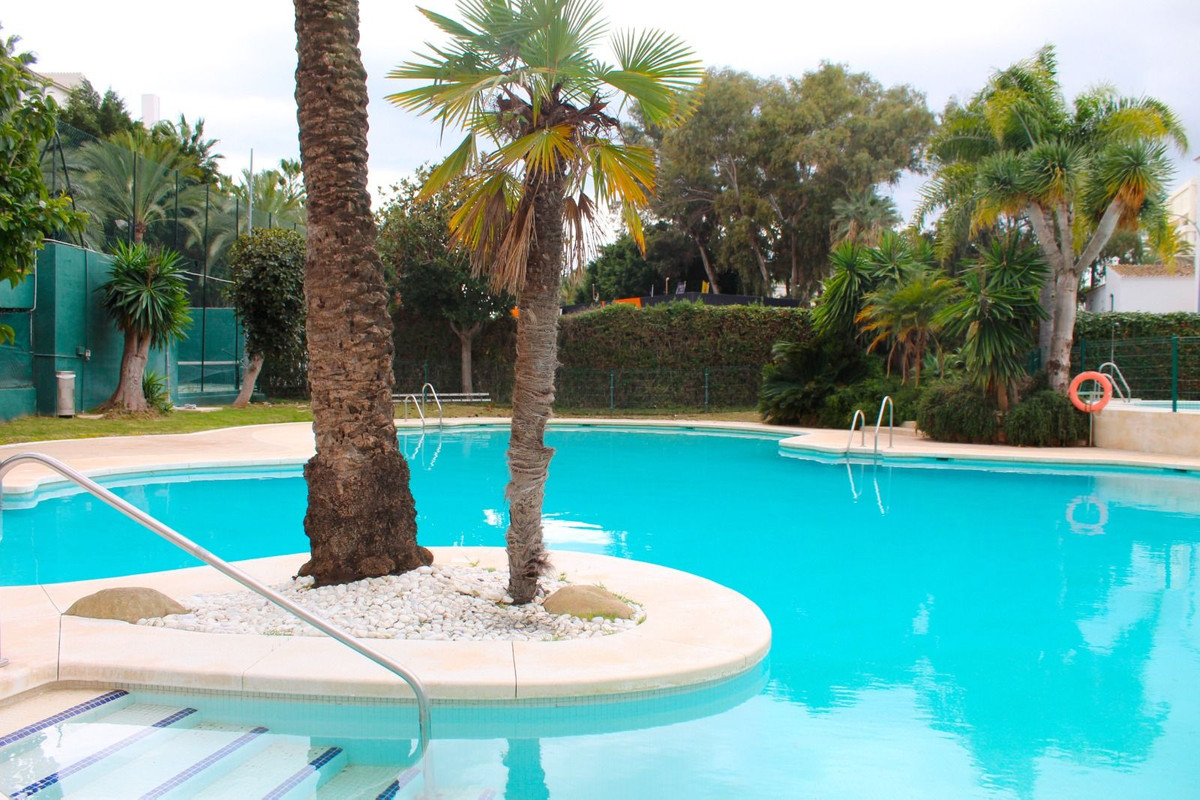 Ático de 3 Dormitorios en venta en Puerto Banús, Marbella