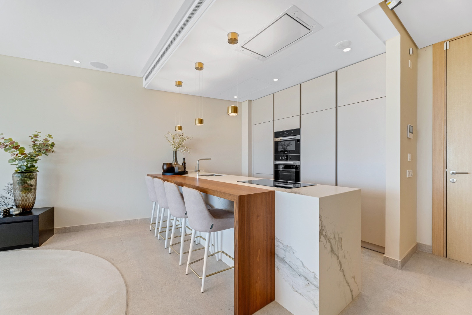Piso de 2 Dormitorios y 2 Baños en venta en Benahavís