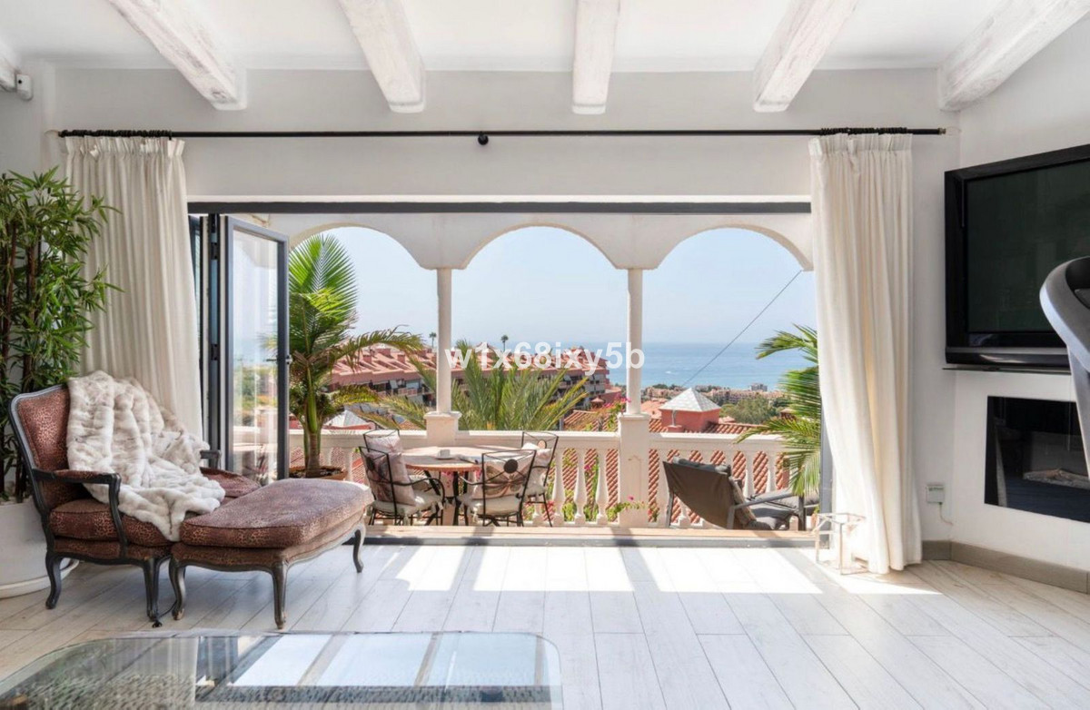 Casa de 2 Dormitorios en venta en Fuengirola