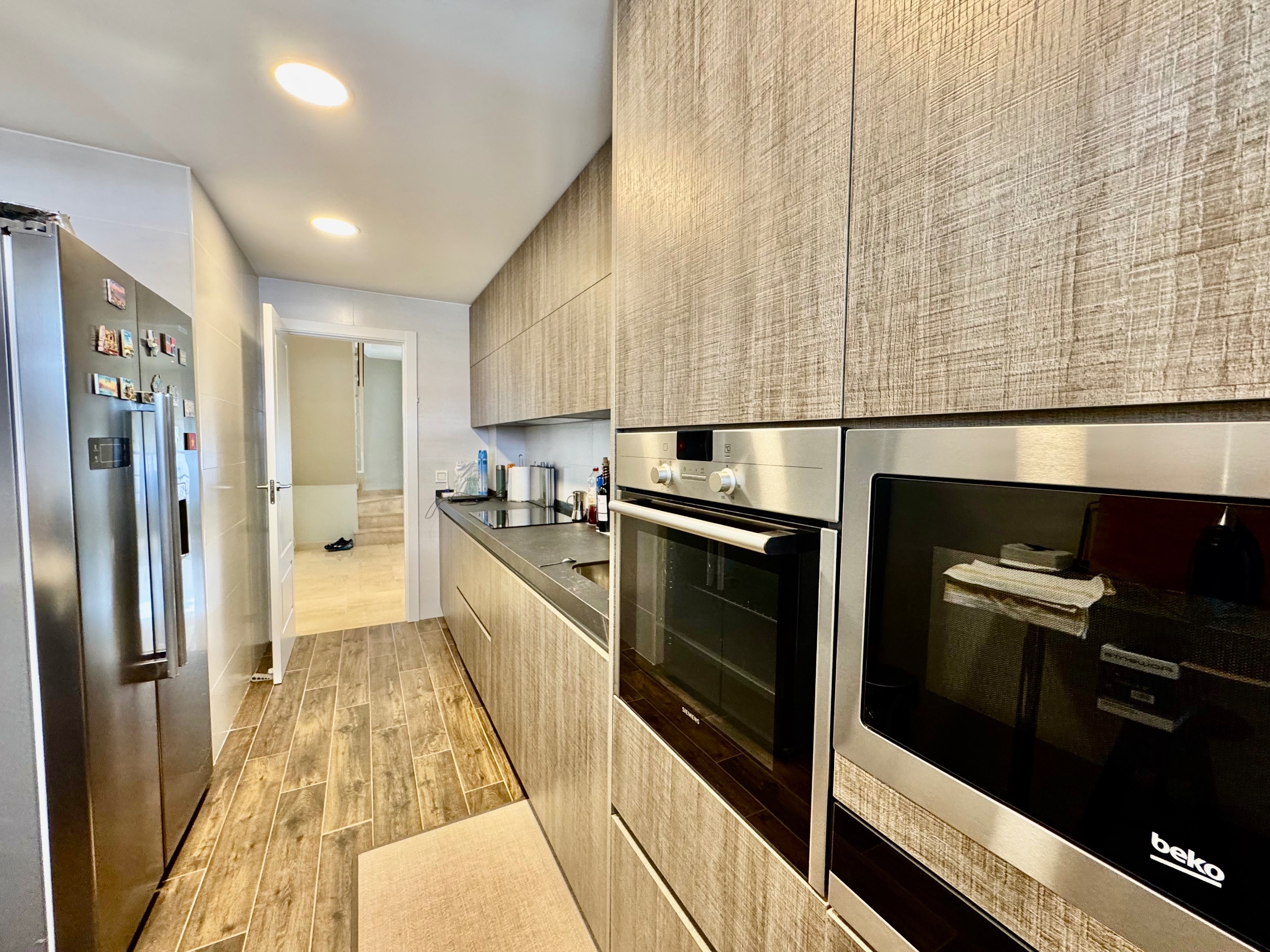Ático de 2 Dormitorios y 2 Baños en venta en Nueva Milla de Oro, Estepona