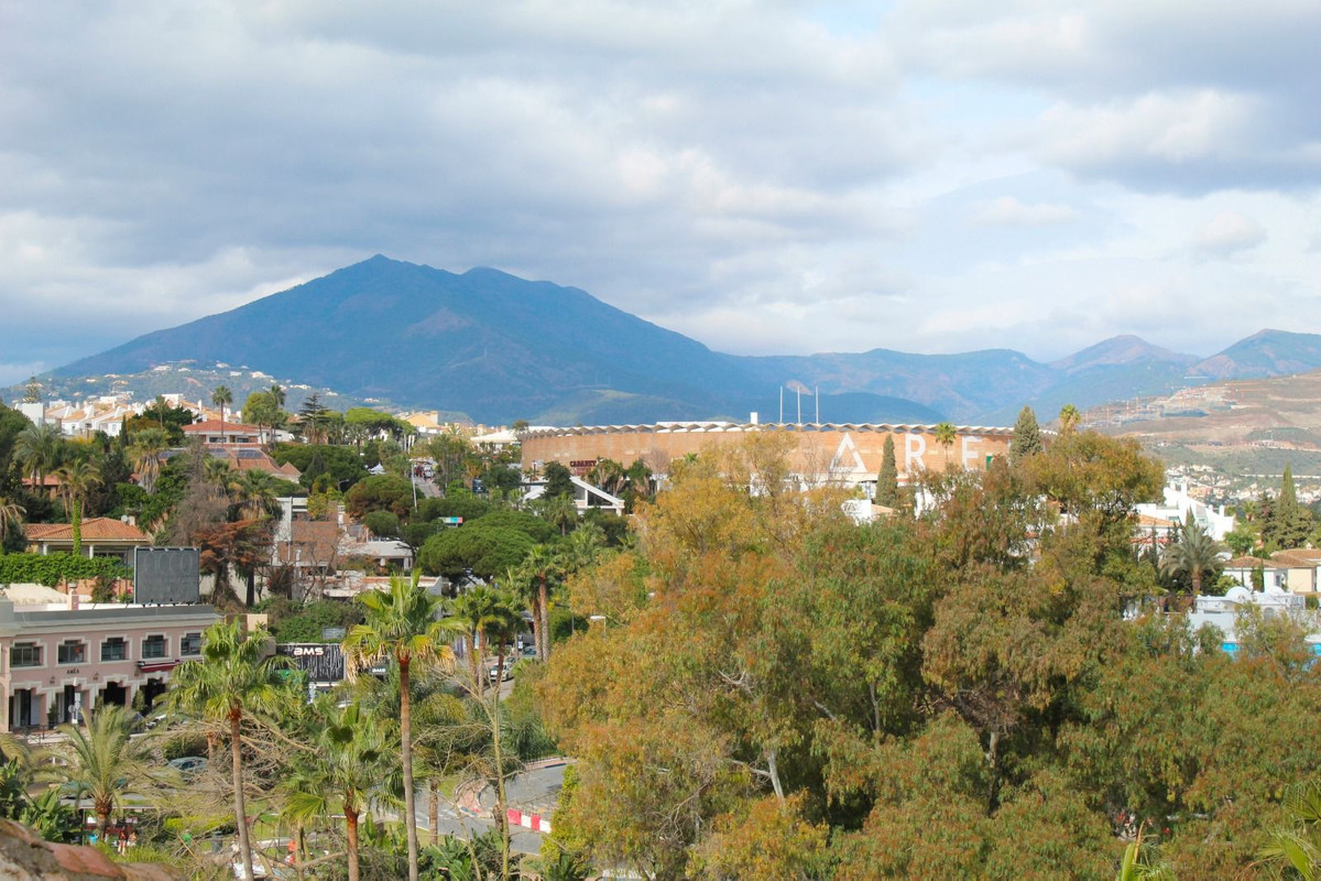 Ático de 3 Dormitorios en venta en Puerto Banús, Marbella