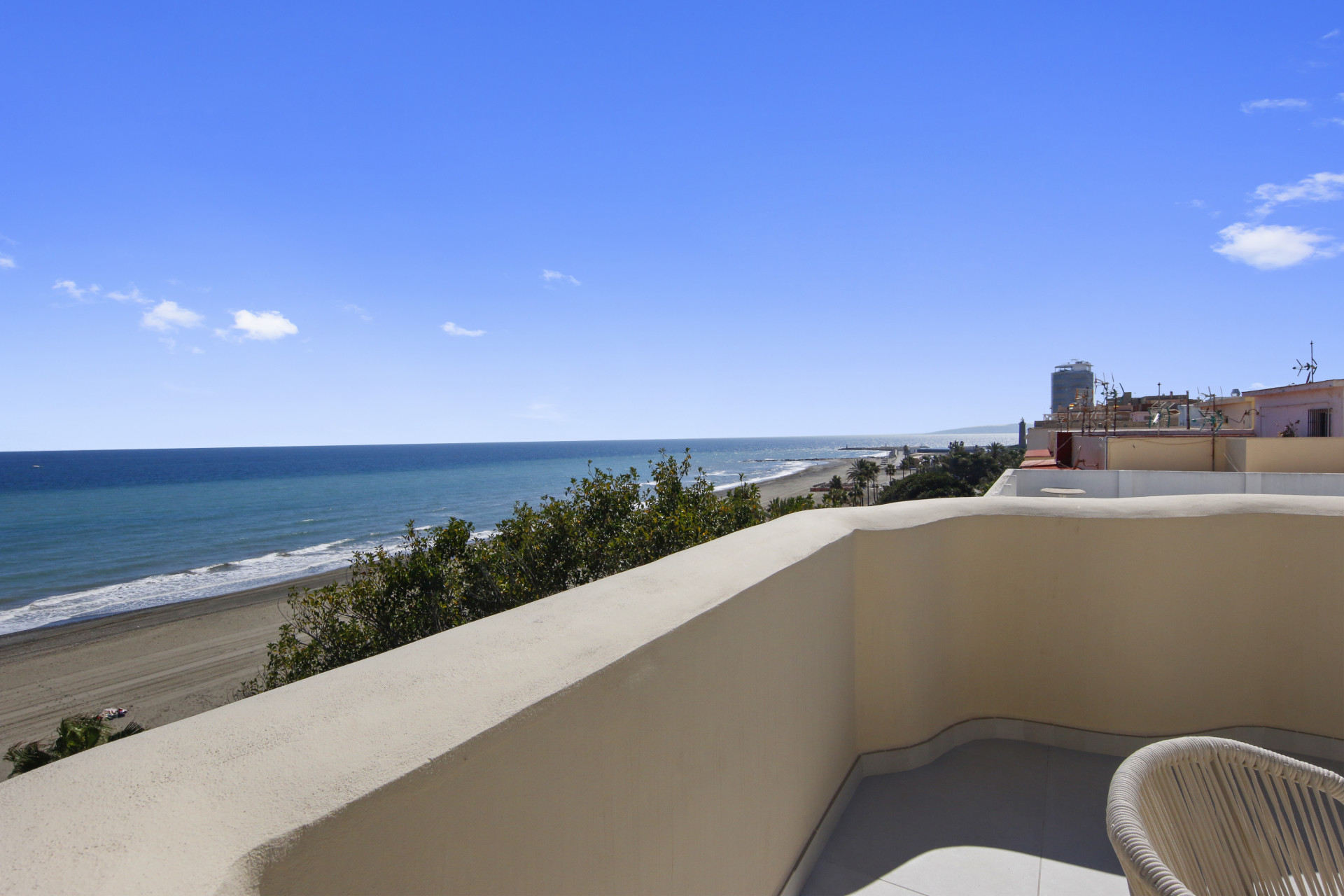 Ático de 1 Dormitorio y 1 Baño en venta en La Alqueria, Estepona