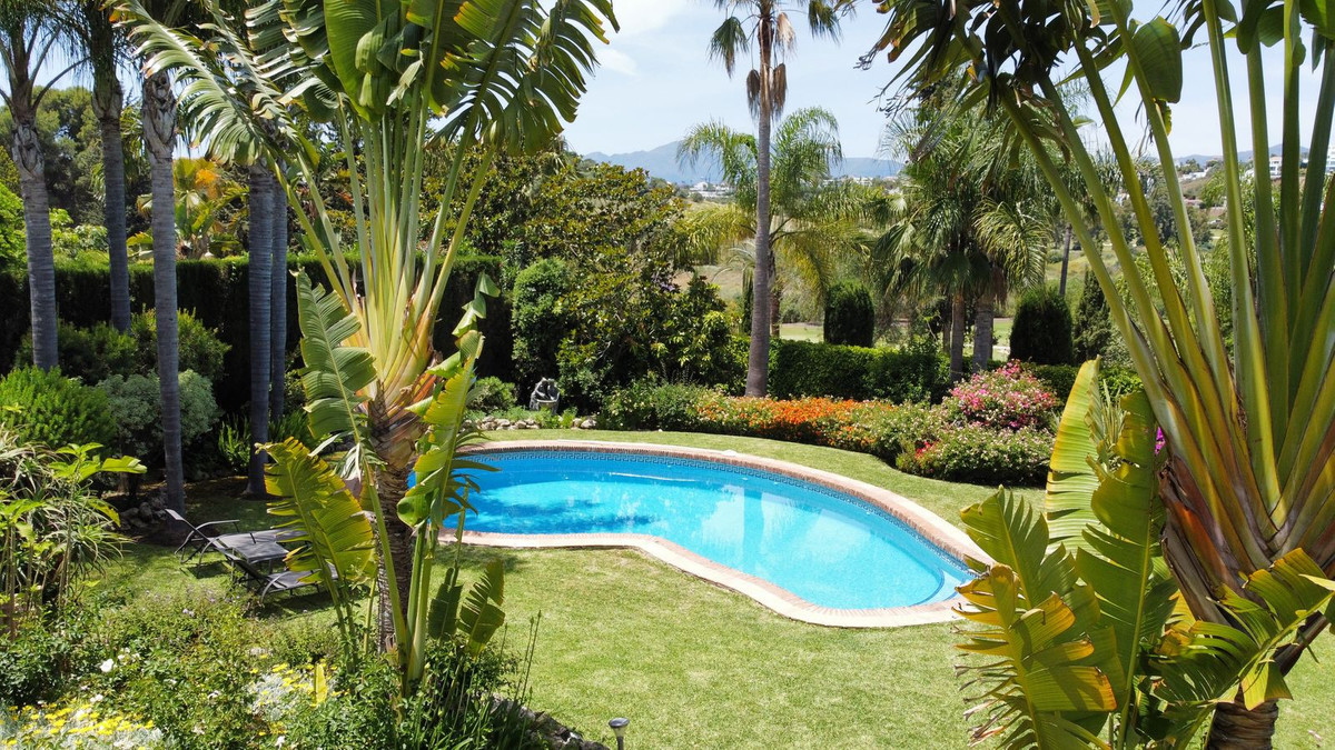 Casa de 6 Dormitorios y 7 Baños en venta en El Paraíso