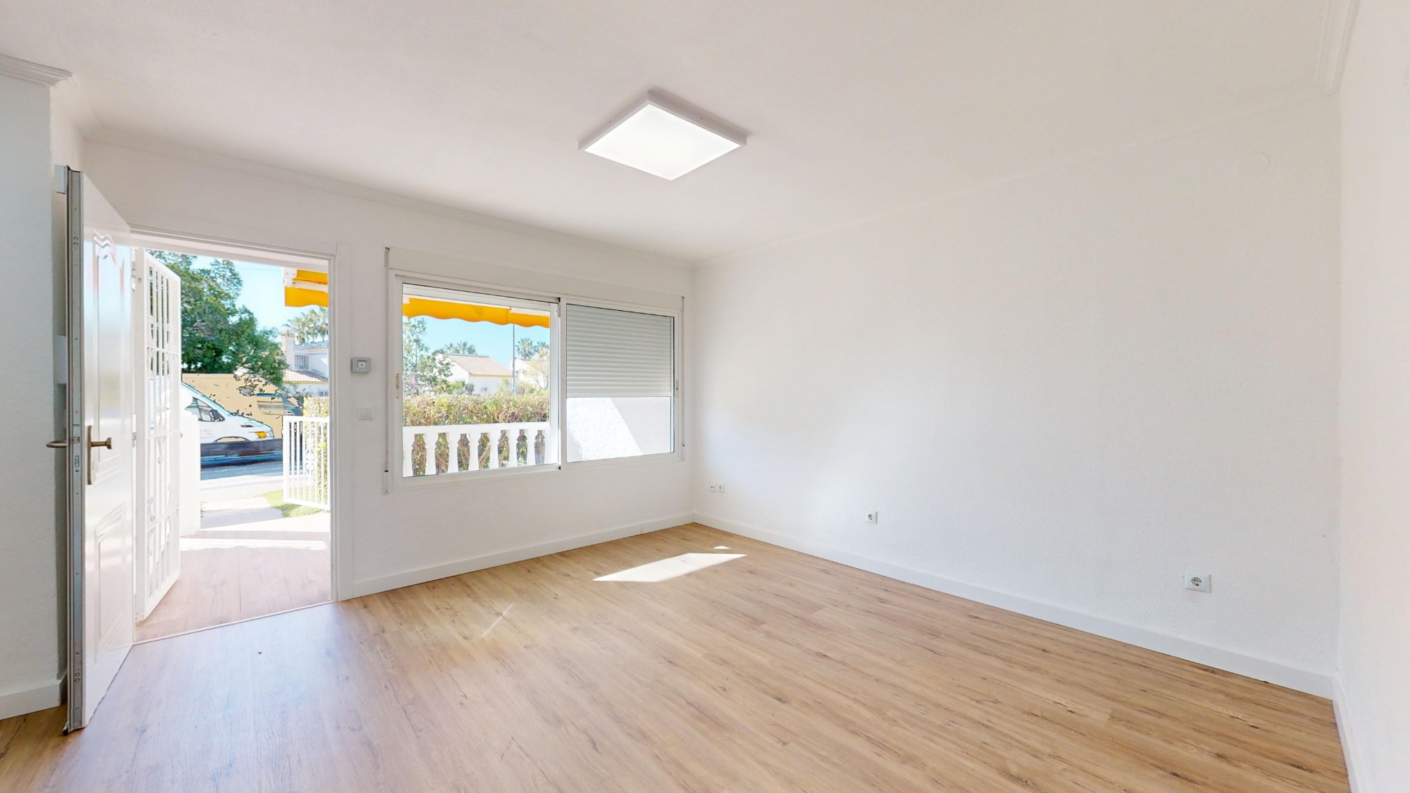 Piso de 2 Dormitorios en venta en Orihuela Costa