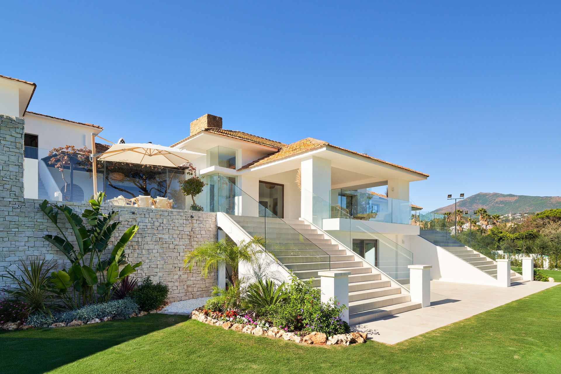 Casa de 6 Dormitorios en alquiler vacacional en San Pedro de Alcántara