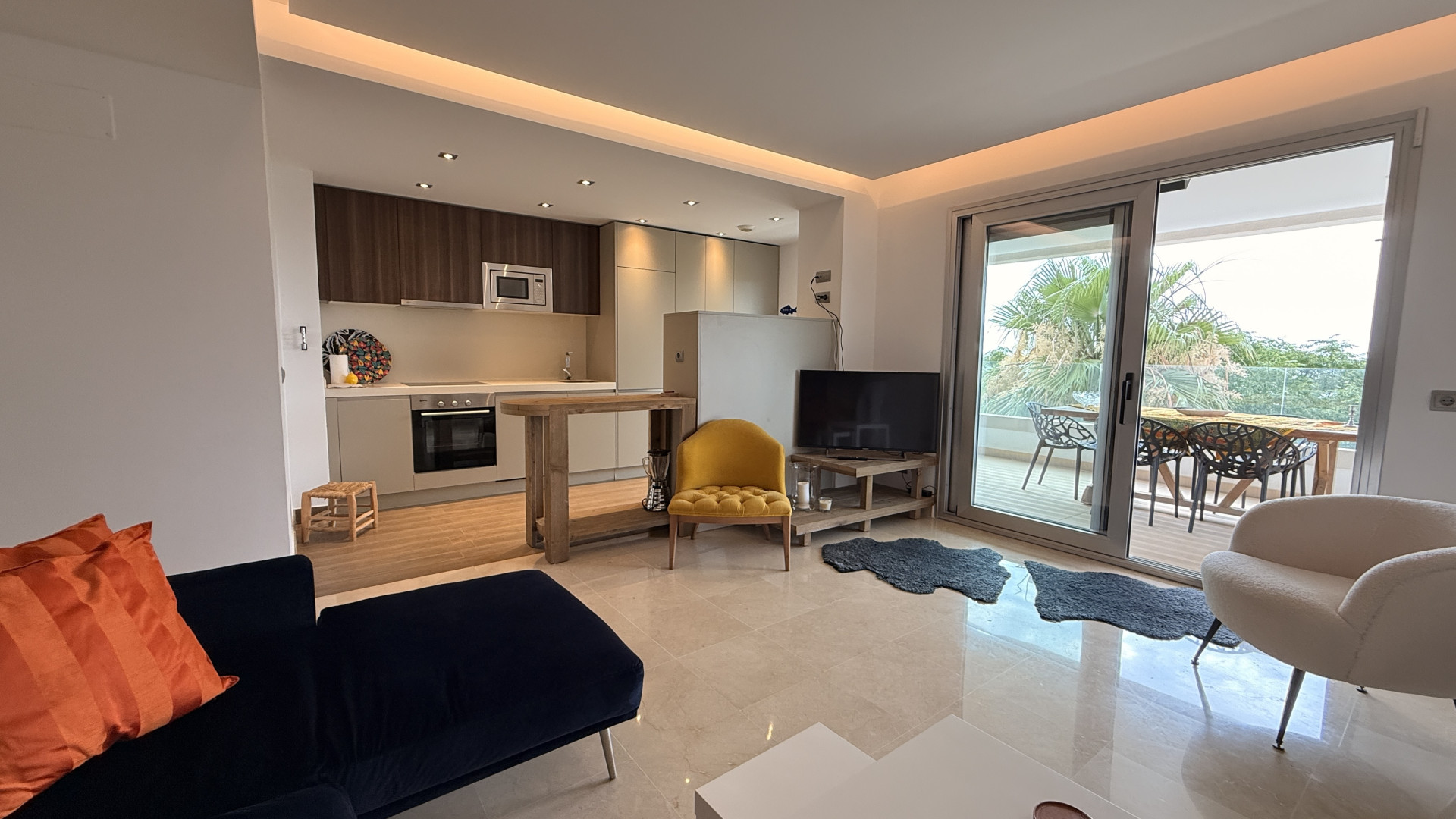 Piso de 3 Dormitorios y 2 Baños en venta en San Pedro de Alcántara