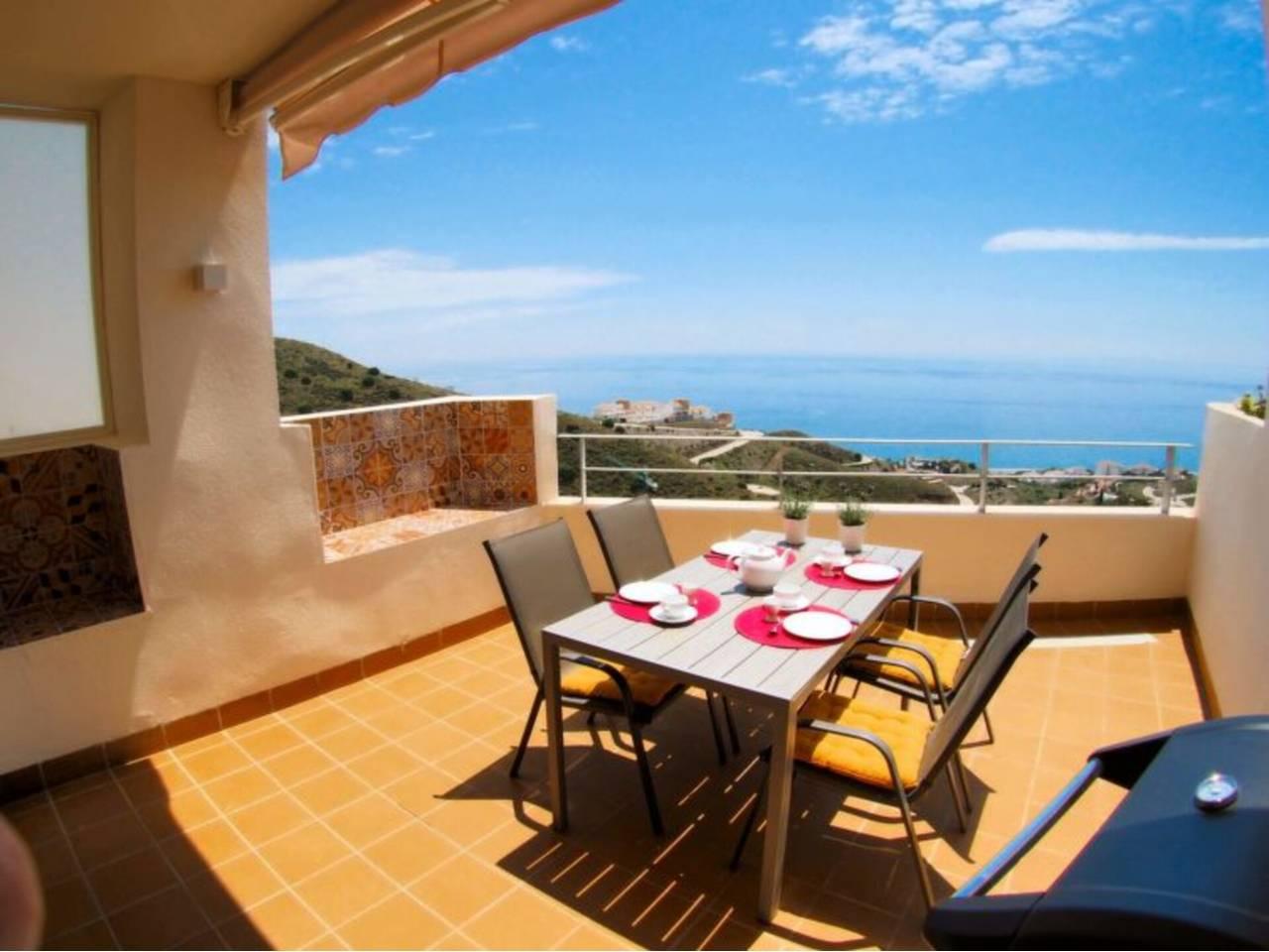Casa Adosada de 3 Dormitorios en alquiler vacacional en Torrox Costa