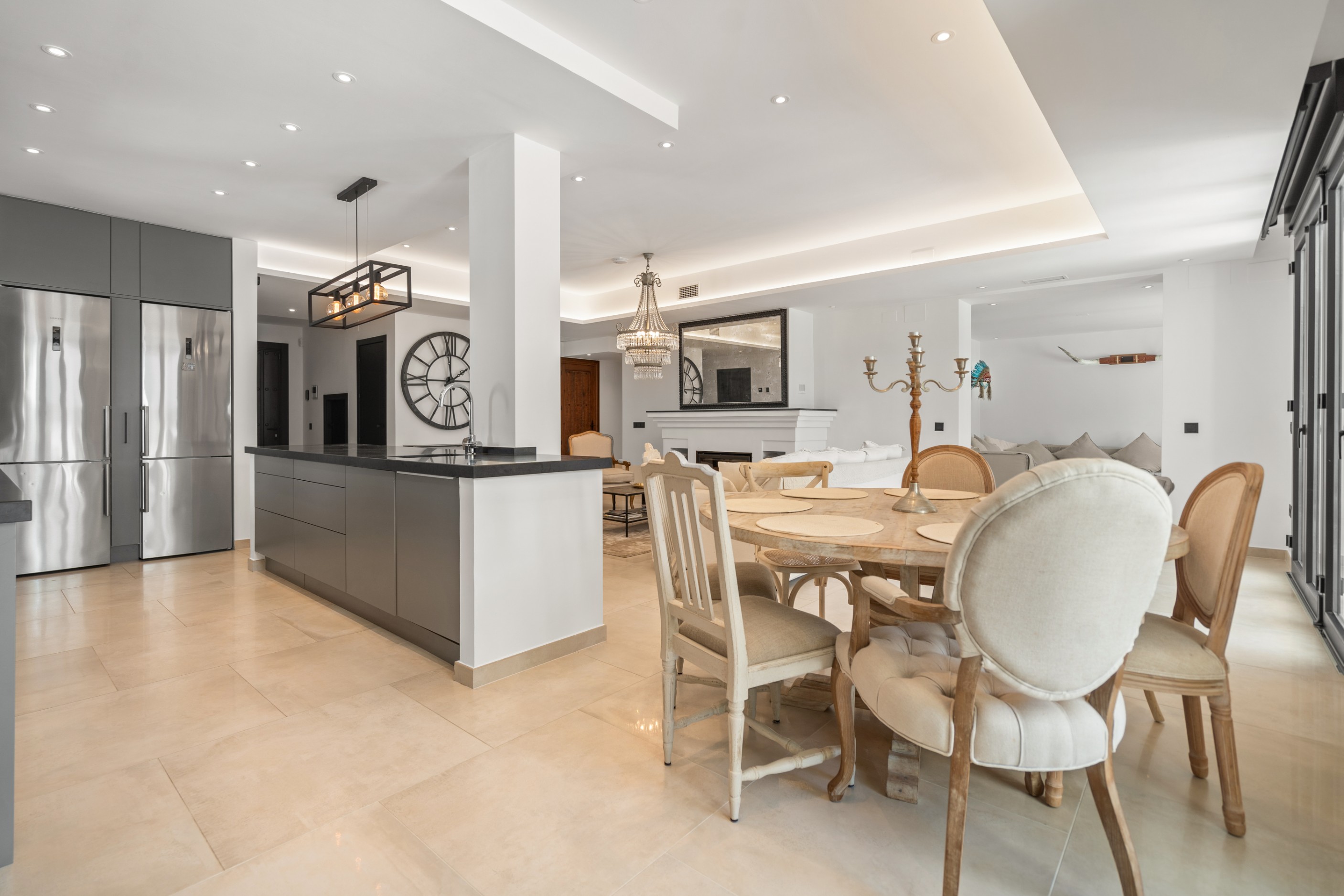 Casa de 4 Dormitorios en venta en Marbesa, Marbella