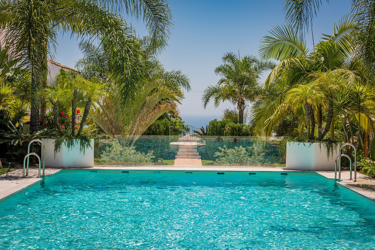 3 Bed - Apartment for Sale in Marbella Golden Mile