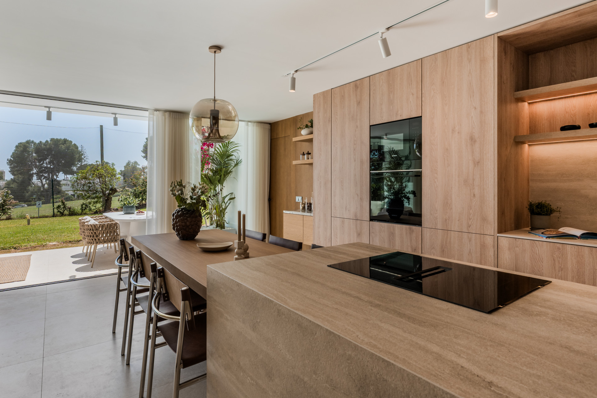 Piso de 3 Dormitorios en venta en Nueva Andalucía, Marbella
