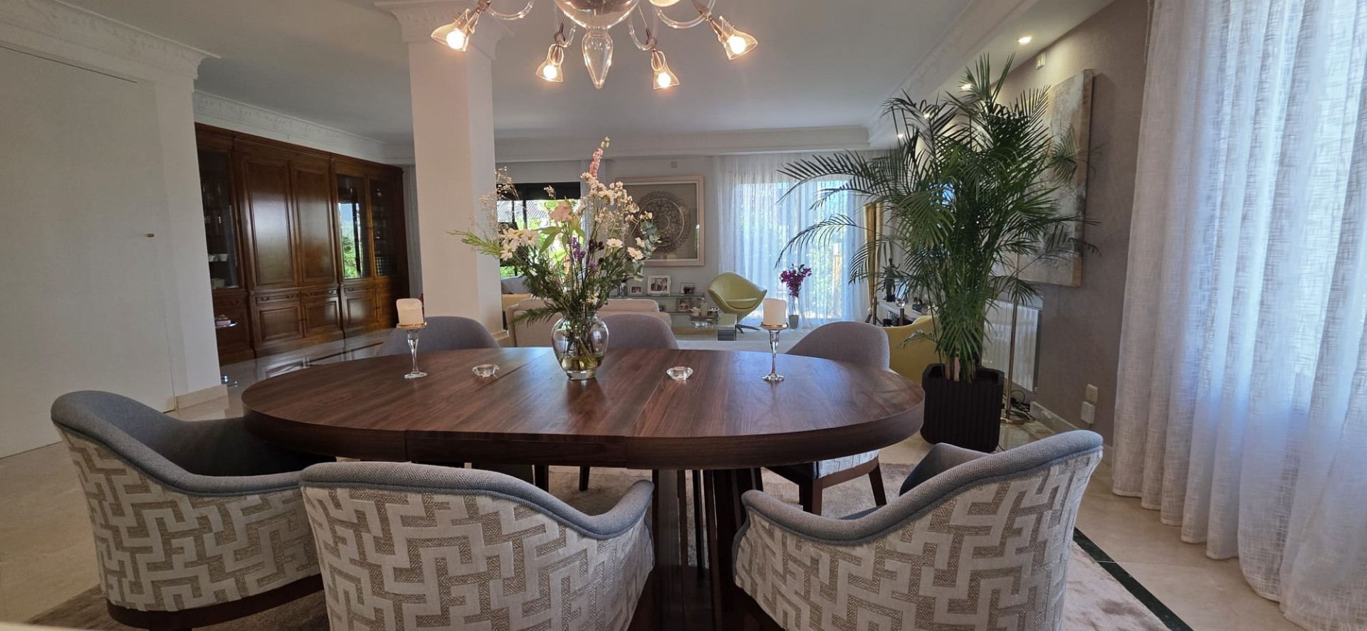 Casa de 4 Dormitorios en venta en Milla de Oro, Marbella