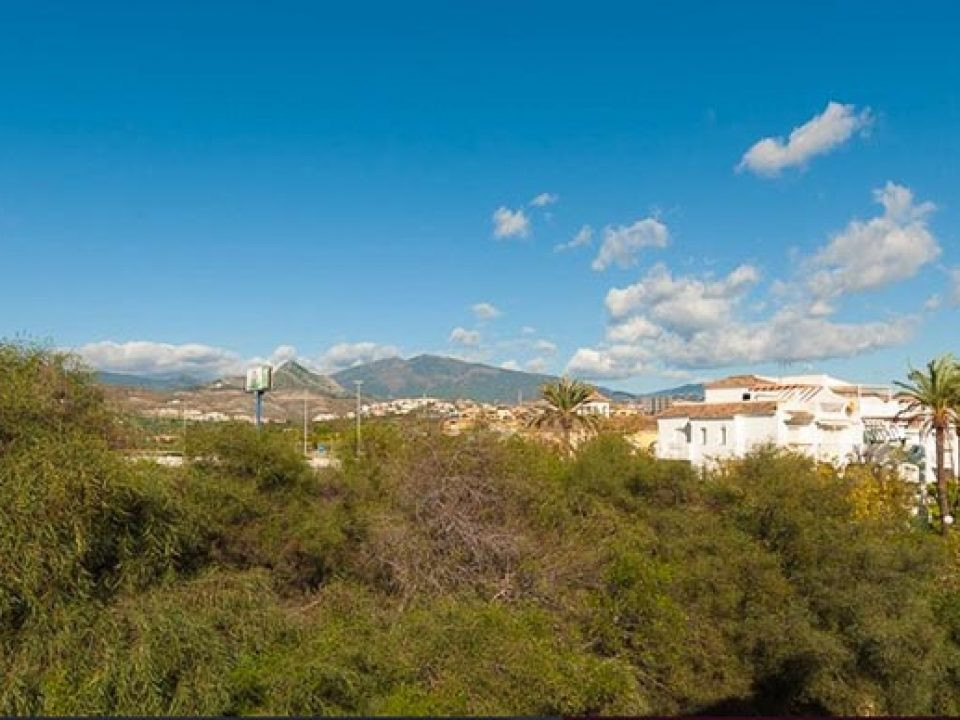 Casa de 4 Dormitorios en alquiler vacacional en Cancelada, Estepona